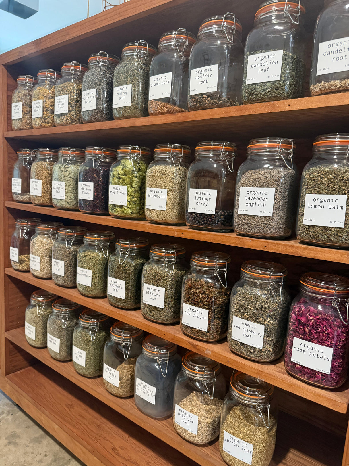Organic Herbs & Spices