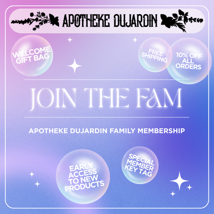 Promotional graphic for Apotheke Dujardin family membership with benefits listed.