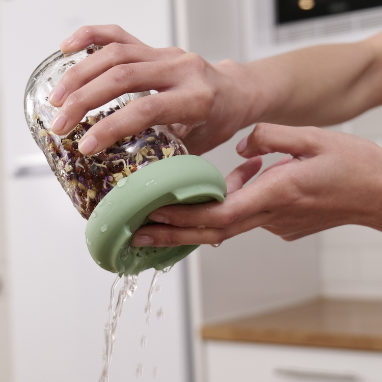 Reusable Silicone Sprouting Lids